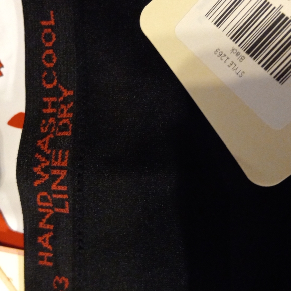 Bah Hum Pug  pug with Santa hat boy short. - Picture 4 of 4